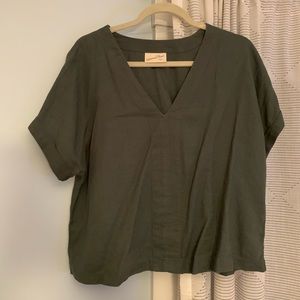 Universal thread women’s top